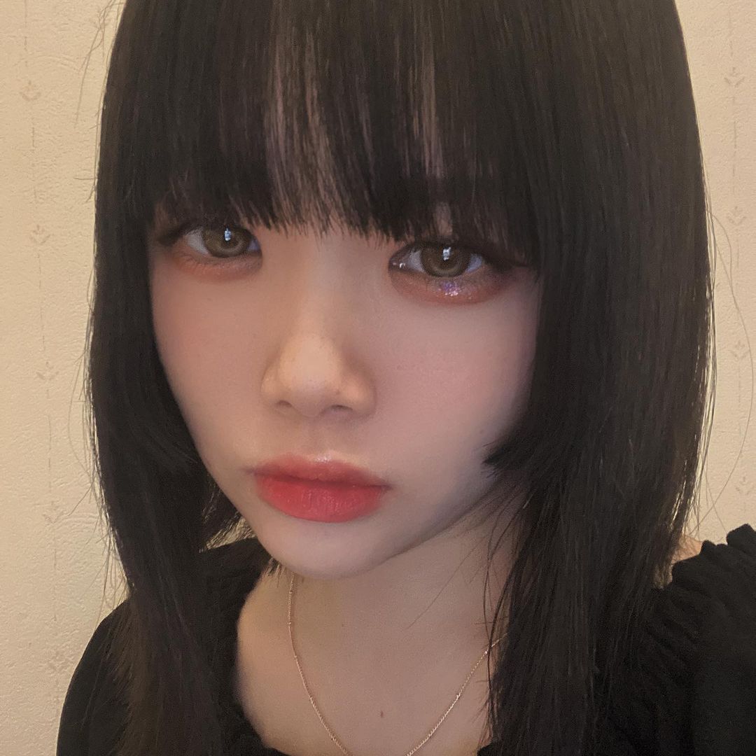 髪切りました 姫カットにしました 前髪の幅ひろげました フルバンクにしました 髪も染めたよ おきにいり 雰囲気女子 自撮り女子 自撮り いいねした人で気になった人フォロー いいねした人全員フォローする 地雷女 地雷メイク 地雷系女子 ジラジョ 美女