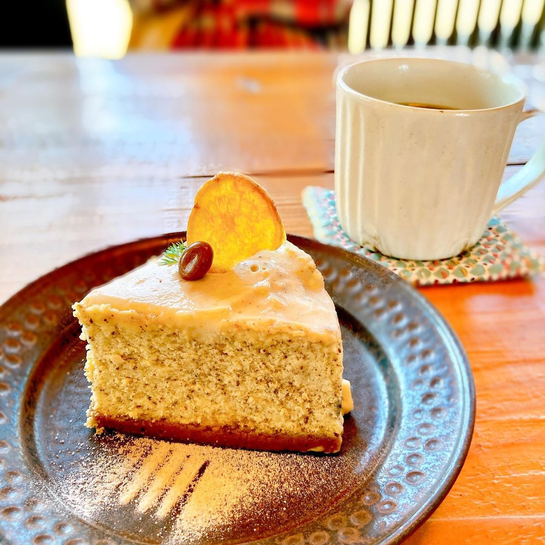 Akemiyakumaru 幾縁 行橋にある素敵なカフェ チャイラテチーズケーキ チャイ好きにはたまらない濃厚さ 幾縁 Ikuen 行橋カフェ チャイラテチーズケーキ チーズケーキ 行橋 行橋市 行橋ランチ 行橋グルメ 博多天神おしゃれグルメ