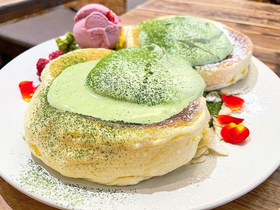 ゆいりんパンケーキ部𓂃 𖤘 Manly Australian Cafe Bar 抹茶のフォンダンショコラパンケーキ ふわふわ生地が美味しい福岡パンケーキ 福岡 薬院駅より徒歩6分 1 650 オーストラリアをコンセプトとしたダイニン 博多 天神おしゃれグルメ