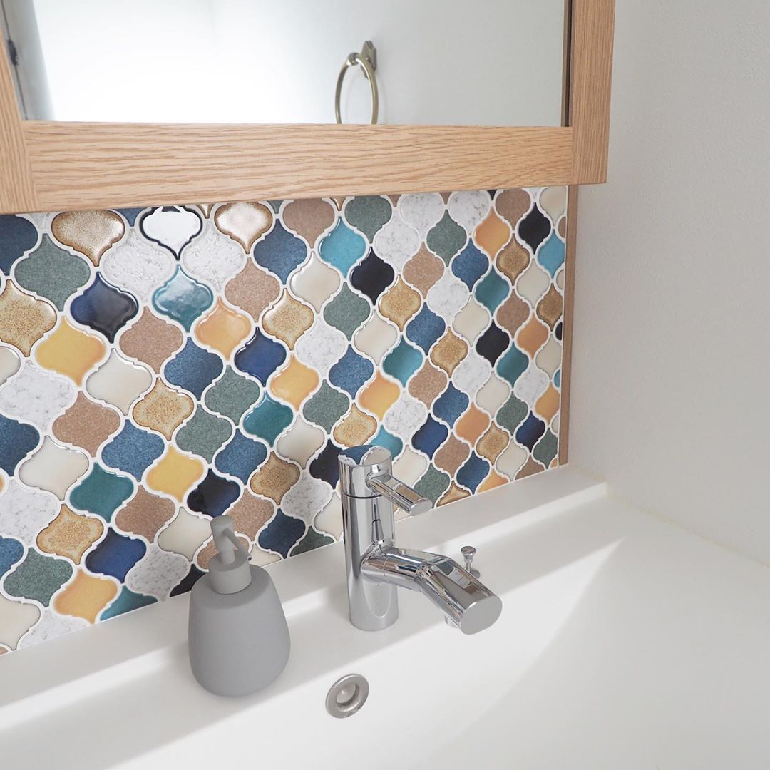 𓂃 𓈒 洗面台 Actusで一目惚れしたボトル 触り心地がサラサラで気持ち良い 洗面台 コラベルタイル Actus ミラーキャビネット ウッドワン ウッドワン洗面台 マイホーム記録 北欧ナチュラル 北欧イン みんなのマイホーム Jp