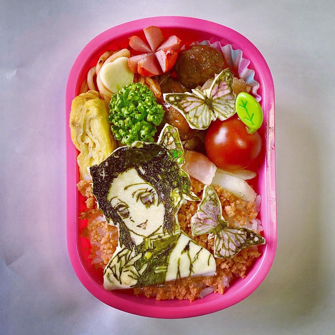 アリスちゃんのリクエストで胡蝶しのぶ お弁当 キャラ弁 キャラクター弁当 鬼滅の刃 胡蝶しのぶ 全集中の呼吸 お弁当の呼吸 オブラートアート オブラートアート弁当 シングルマザー 毎日更新 みんなのお弁当ダイアリー