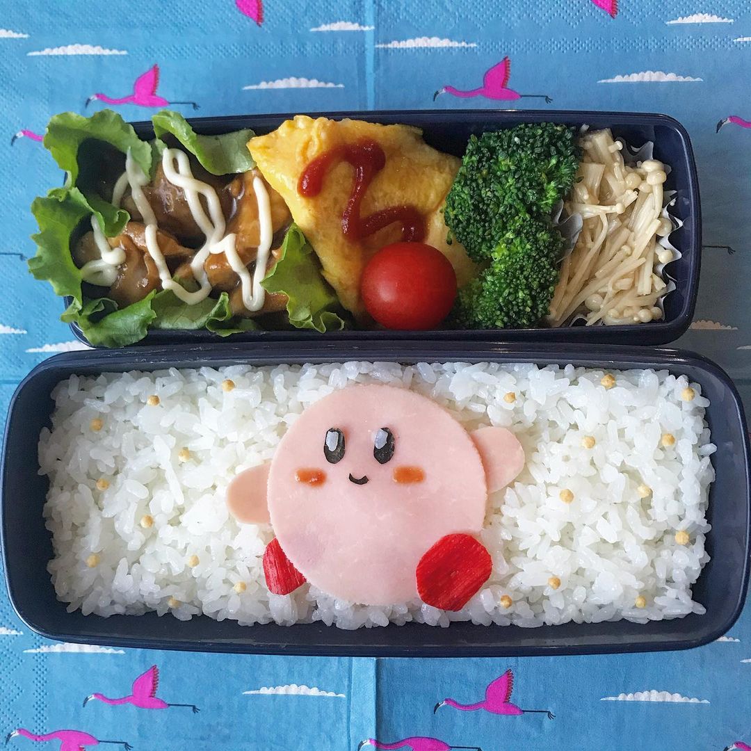 今日の長男氏弁当 カーヴィー カービー カービィー どれ 弁当 すっごく ストレスなく作れた ひっさしぶりに作った 息子に聞いたところ カービィ が正しいそう ピンクかわいい 男子のお弁当は かわいくないから た お弁当コンテスト 毎日更新