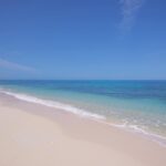 <span class="title">6度目の宮古島🏝  ツアーの時は海や景色も撮っておいてくれるので、つい当てにして自分で写真撮ってない😋  自分では写せないくらい綺麗な海の写真が貰えるのも嬉しい✨  📷: jooycamera.miyako  #無加工 #nofilter #宮古島旅行 #長間浜 ..</span>