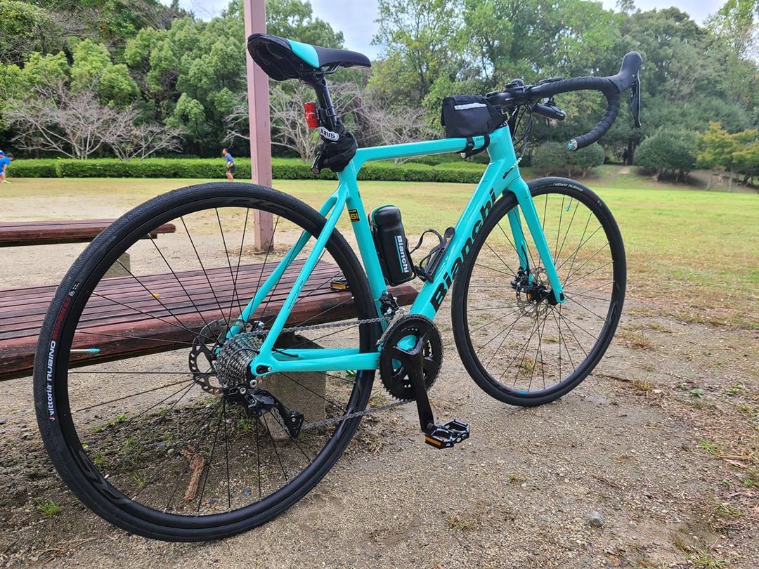 ライド途中の休憩タイム Roadbike Bianchi Sprint Bianchisprint 40才から始めるロードバイク 弱虫ペダル 荒北靖友 ビアンキ ビアンキスプリント チェレステ ロードバイク ロードバイク好 ロードバイク Jp