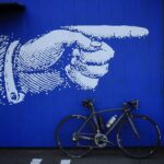 <span class="title">. あっち向いて  ホイ！  👉 . #自転車のある風景 #右向け右 #wallart #roadbike #roadbike_jp #cyclinglife #lookcycle #look695 #canon_photos #ロードバイクJP</span>