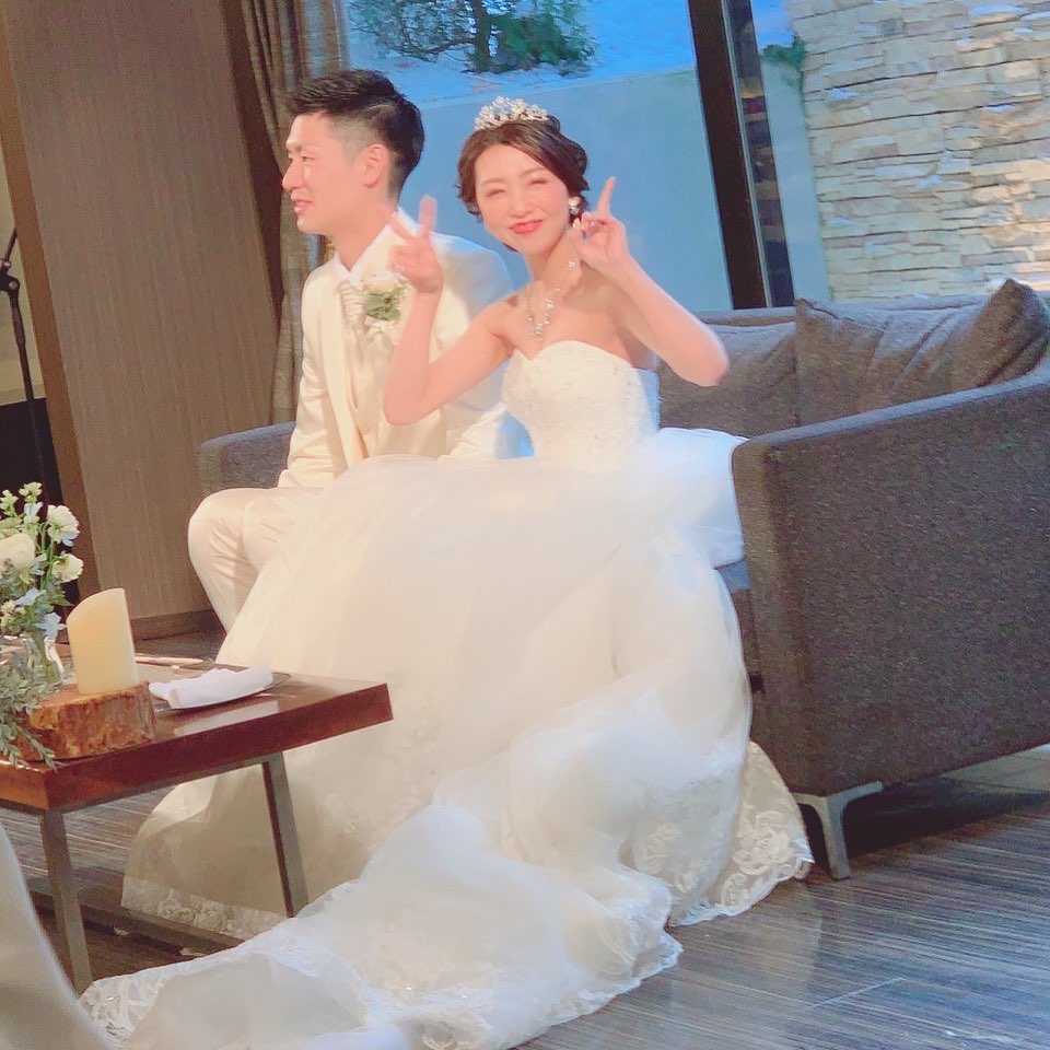 カメラ向けられてダブルピースしちゃうのはダサいよね 笑 わかってる 笑 結婚式 結婚式決行しました ちーむ21 ちーむ21春婚 ちーむ21冬婚 卒花嫁レポ ウェディングドレス ウェディングフォト 全 ウェディングダイアリー Jp